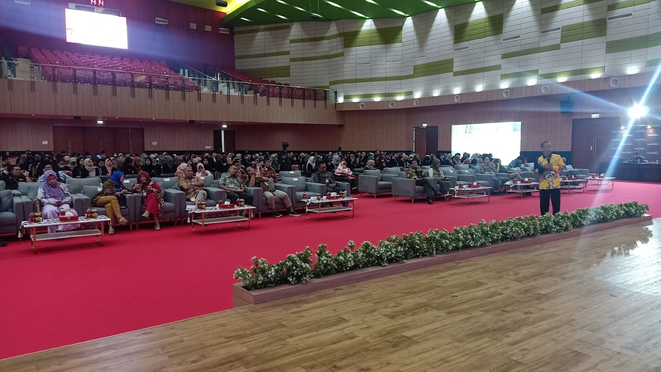 Gedung Auditorium (Malam : 12.00 - 24.00 WIB)