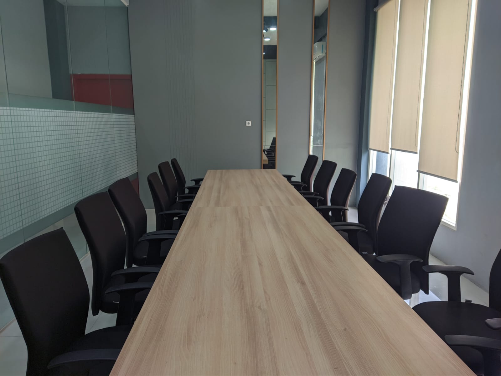 FullDay Meeting Room Lt2 Gd Kewirausahaan / 10 Jam