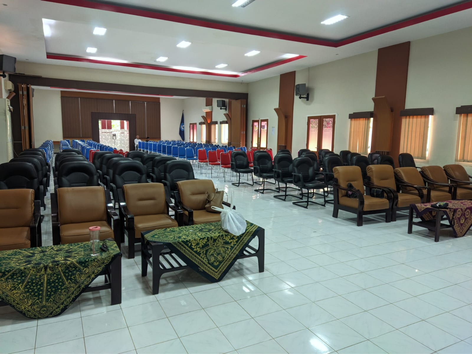 Sewa Hall (Warga Unej)