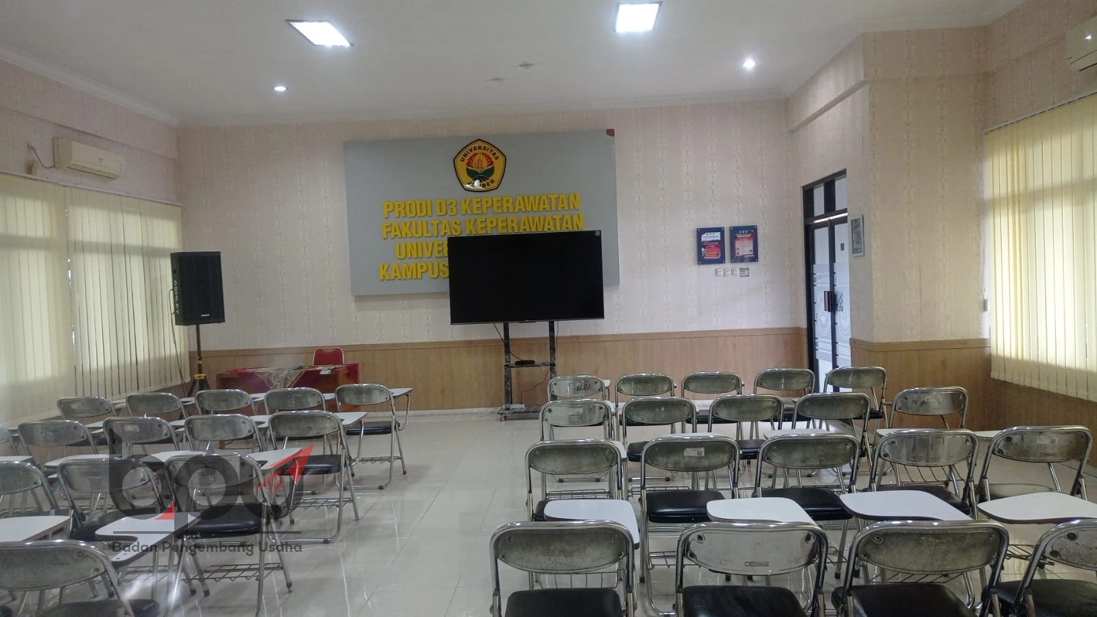 Sewa Ruang Kelas Kapasitas 40 Orang (Kampus Pasuruan)